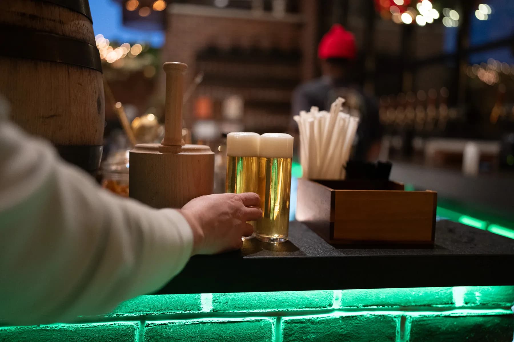 A fresh pour beside the stichfass barrel at the bar