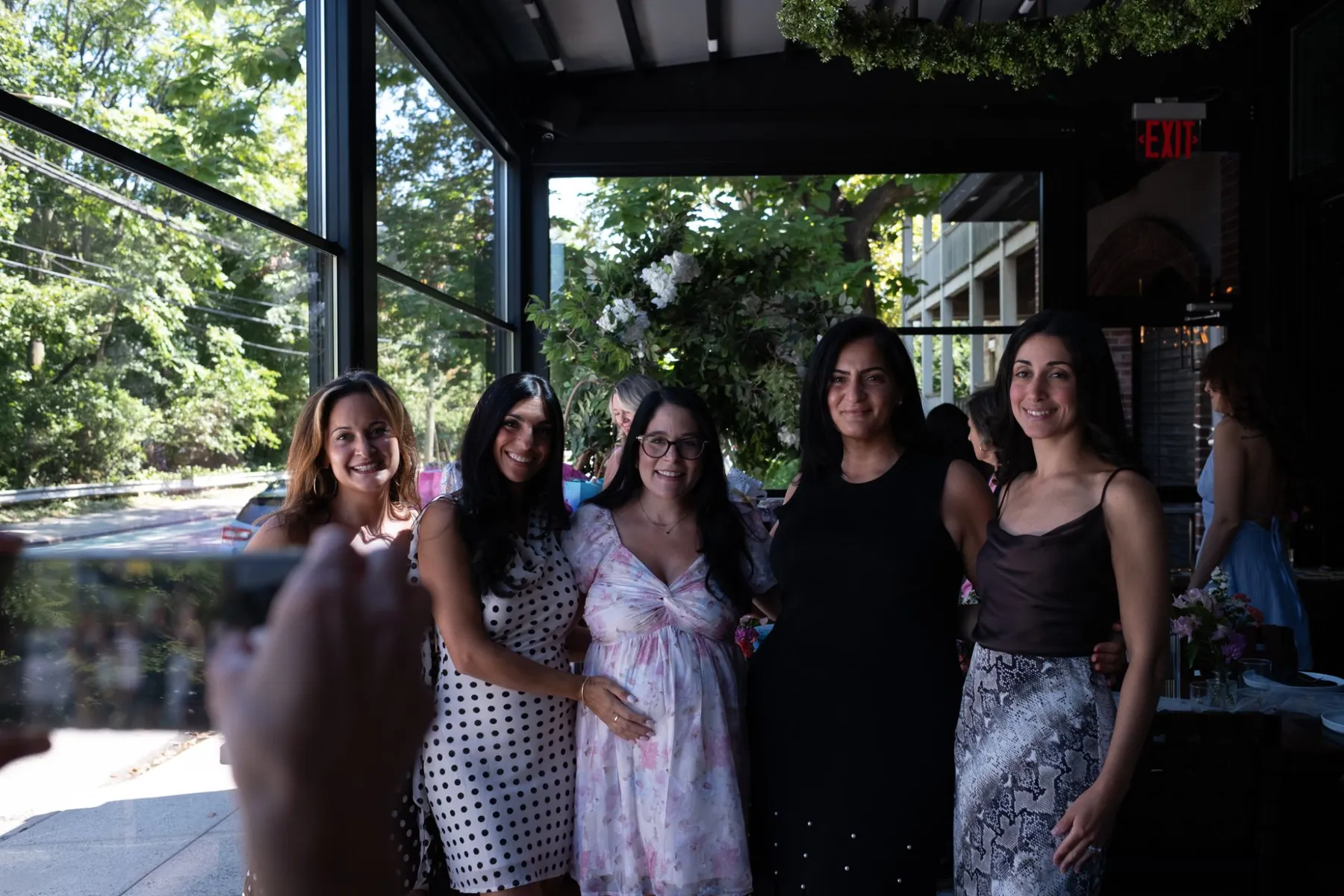 Baby Shower Atrium Friends
