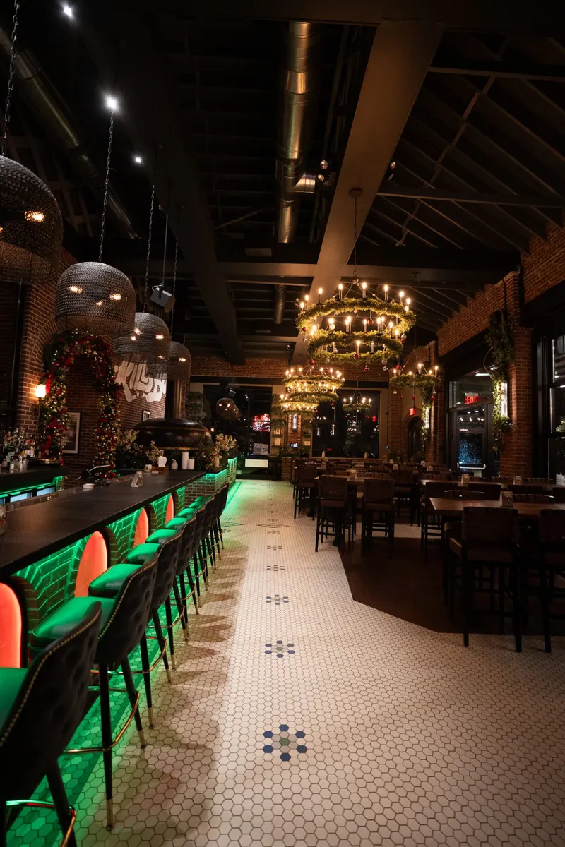 Taproom Holiday Bar Green